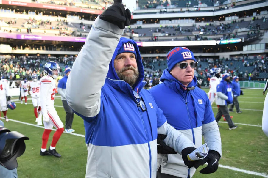 Jan 5, 2025; Philadelphia, Pennsylvania, USA; New York Giants head coach Brian Daboll walks onto the field after loss to Philadelphia Eagles at Lincoln Financial Field. Mandatory Credit: Eric Hartline-Imagn Images