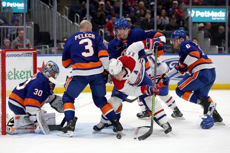 NHL: Montreal Canadiens at New York Islanders