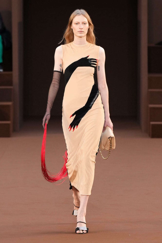 Loewe - Fall-Winter2022 - 2023 - Womenswear - France - Paris