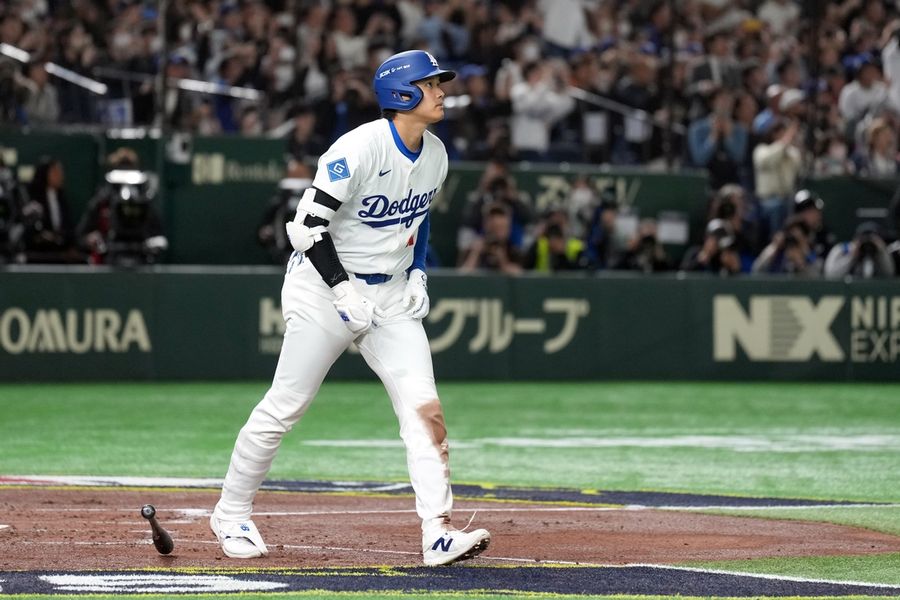 MLB: Spring Training-Los Angeles Dodgers at Yomiuri Giants