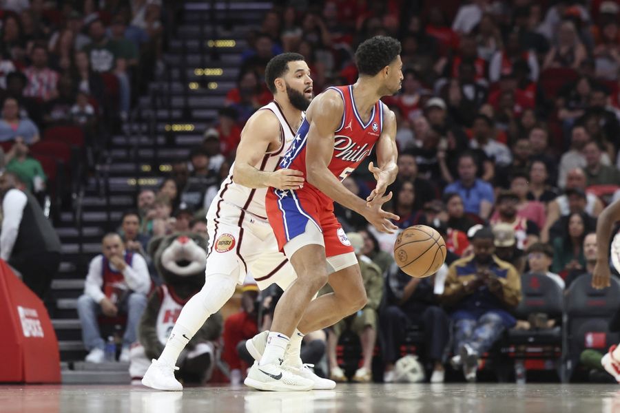 NBA: Philadelphia 76ers at Houston Rockets