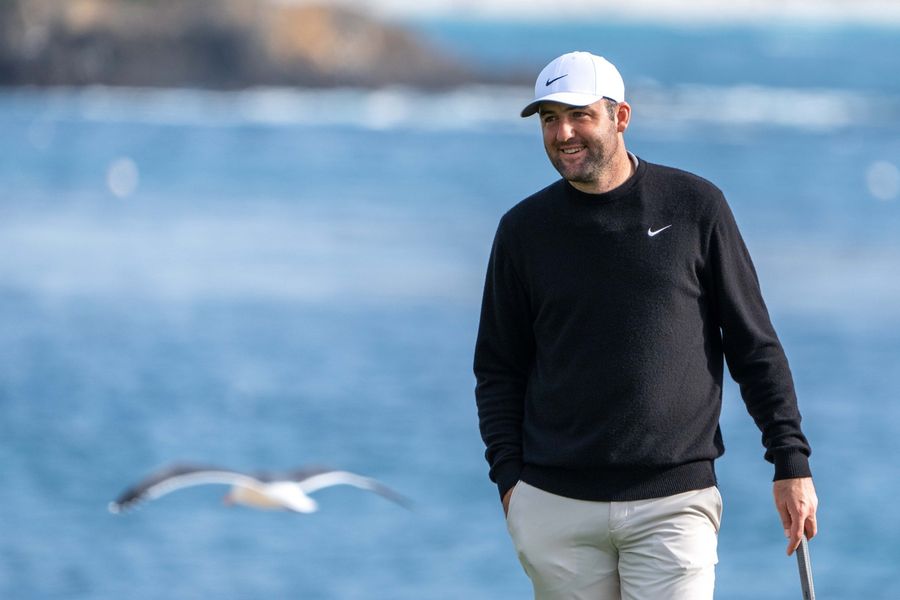 PGA: AT&T Pebble Beach Pro-Am - Final Round