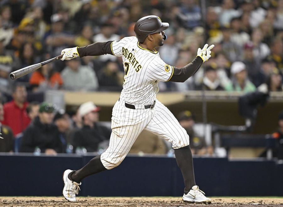 MLB: San Francisco Giants at San Diego Padres