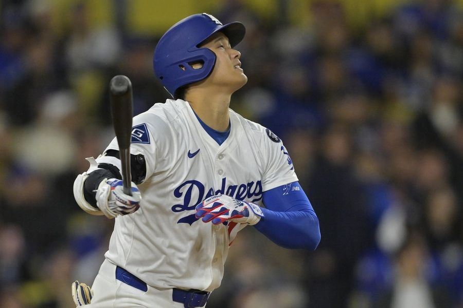 MLB: Pittsburgh Pirates at Los Angeles Dodgers