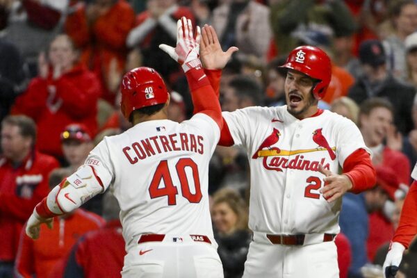 Willson Contreras powers Cards’ comeback past Pirates