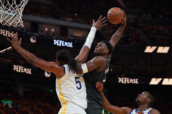 Anthony Edwards lifts Wolves to 2-1 lead vs. Warriors