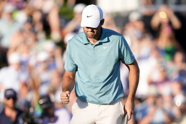 Scottie Scheffler surges ahead of pack Saturday at PGA Championship