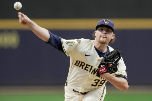 Brewers hope first late-inning rally kickstarts hot streak