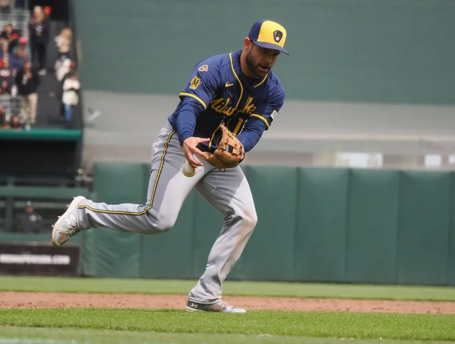 Apr 24, 2025; San Francisco, California, USA; Milwaukee Brewers third baseman Vinny Capra (18) is unable to control the ball on a play against the San Francisco Giants during the sixth inning at Oracle Park. Mandatory Credit: Kelley L Cox-Imagn Images