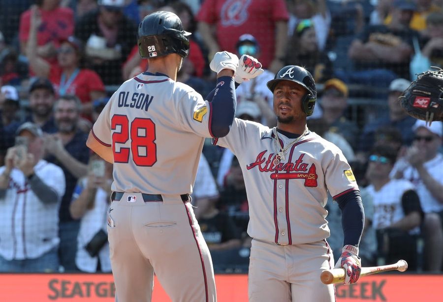 MLB: Atlanta Braves at Pittsburgh Pirates
