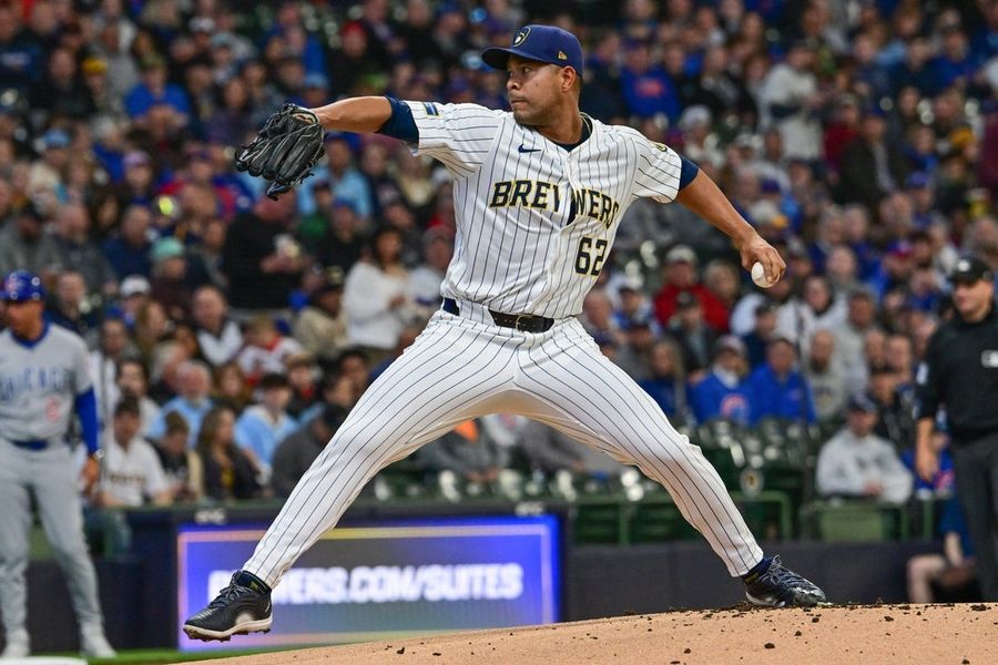 MLB: Chicago Cubs at Milwaukee Brewers