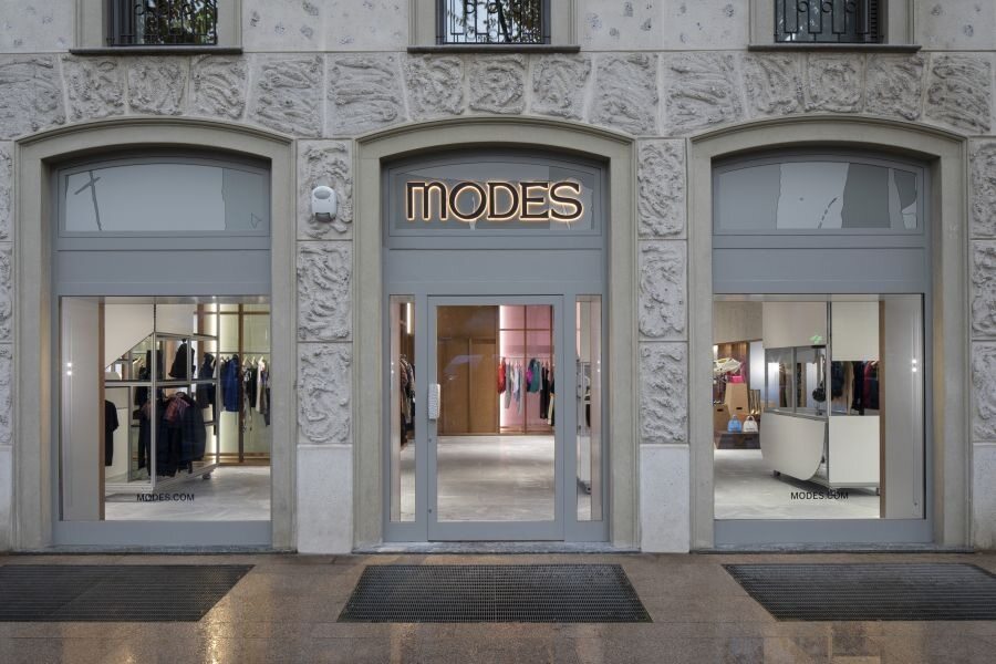 The Modes store in Milan has closed