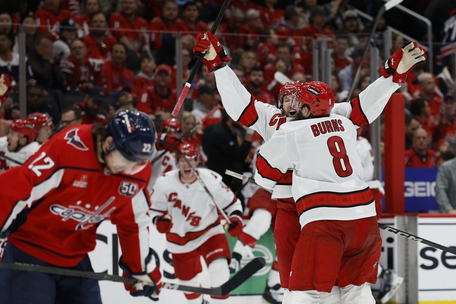 NHL: Stanley Cup Playoffs-Carolina Hurricanes at Washington Capitals