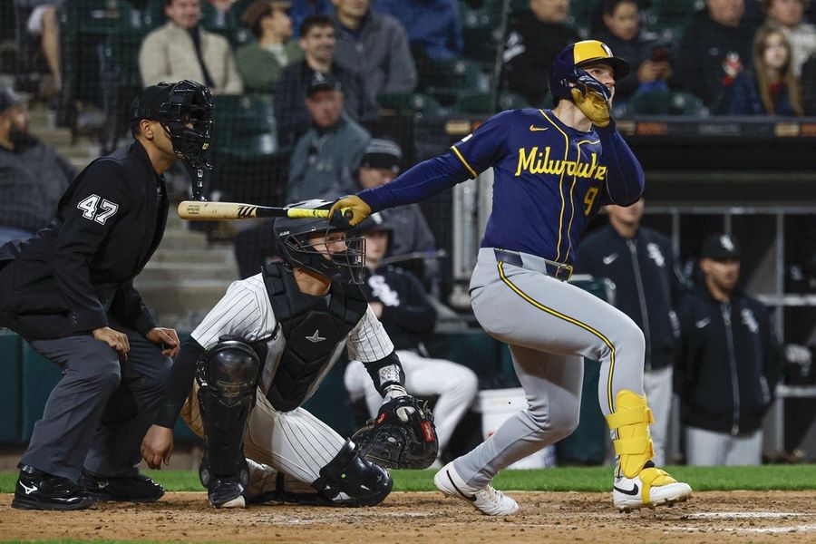 MLB: Milwaukee Brewers at Chicago White Sox