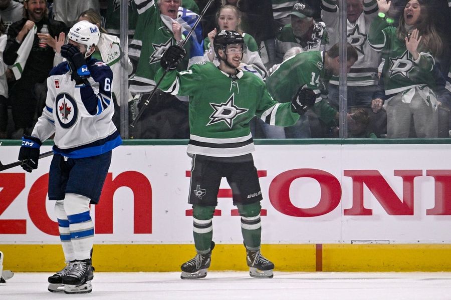 NHL: Stanley Cup Playoffs-Winnipeg Jets at Dallas Stars