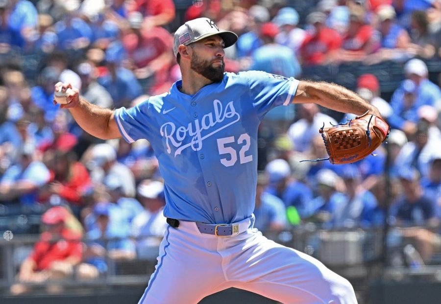 MLB: St. Louis Cardinals at Kansas City Royals