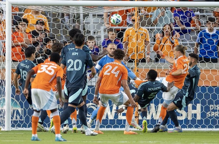 MLS: Seattle Sounders FC at Houston Dynamo FC
