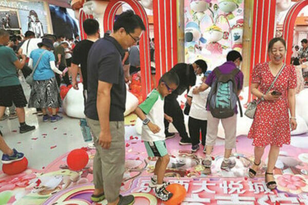 China’s 618 shopping festival sees slower momentum despite extended run