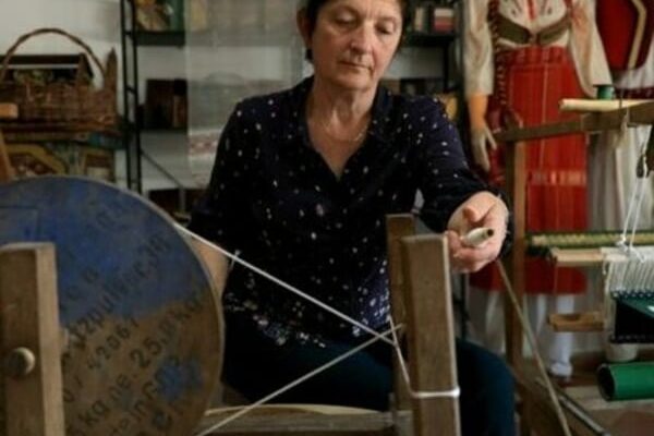 Albania’s women silk makers weave big dreams for ancient trade