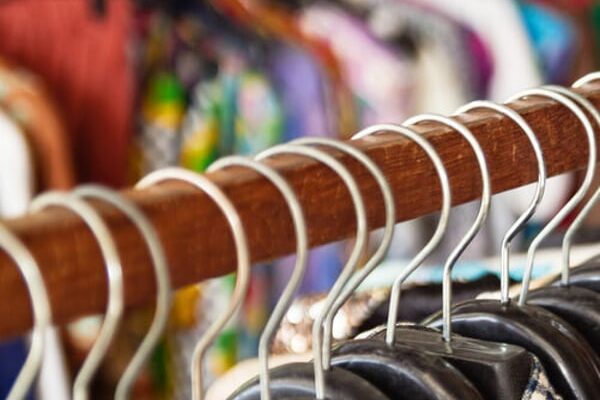 French consumers set new record by buying 2.8 billion apparel items in 2024