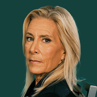 portrait of Donna Deegan