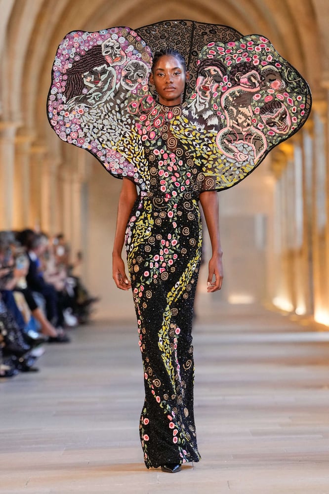 Rahul Mishra - Fall-Winter2025 - 2026 - Haute Couture - France - Paris
