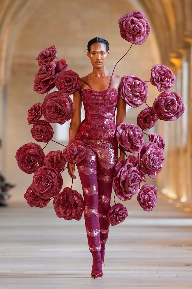 Rahul Mishra - Fall-Winter2025 - 2026 - Haute Couture - France - Paris