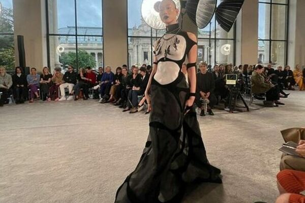 Schiaparelli kicks off couture with entre-deux-guerres surrealism