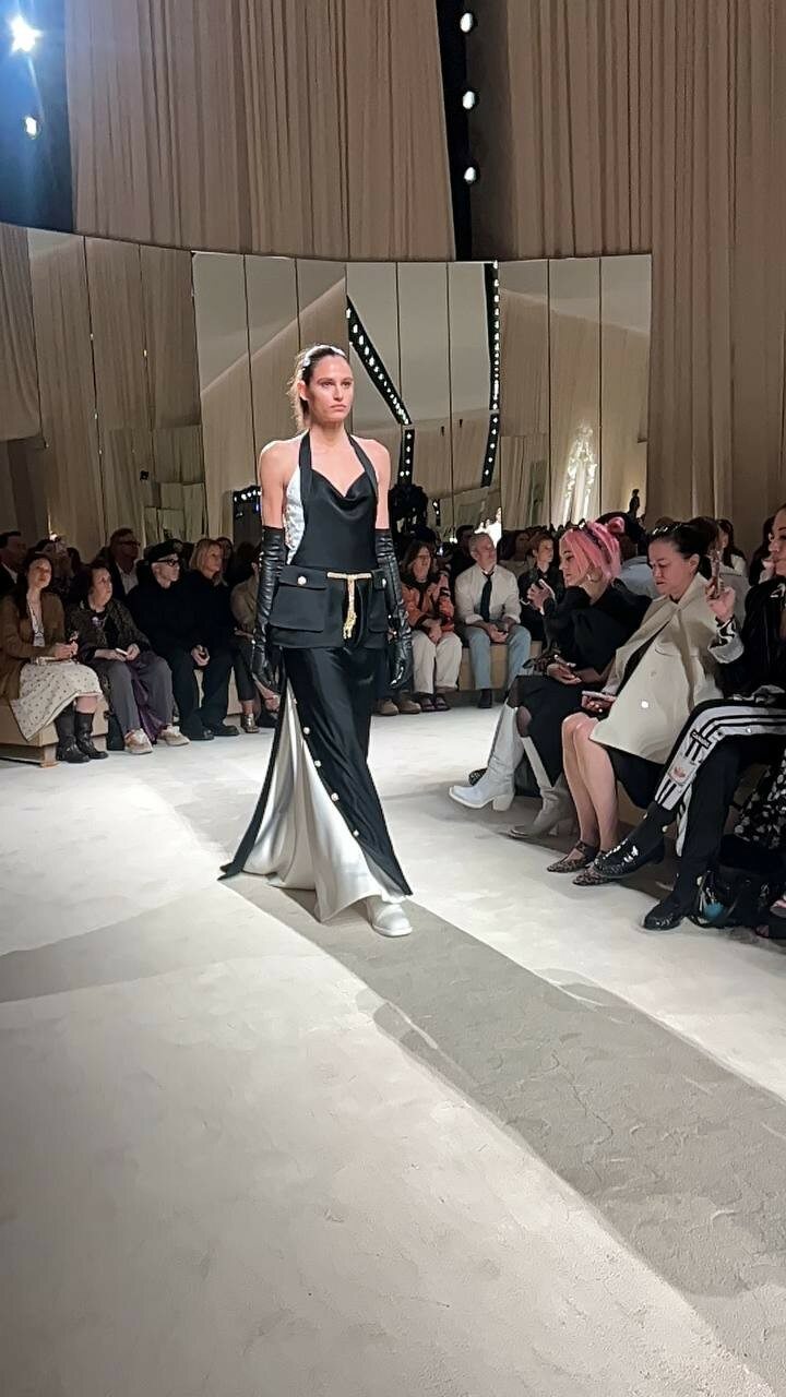 Chanel’s take on structured evening sensuality.
